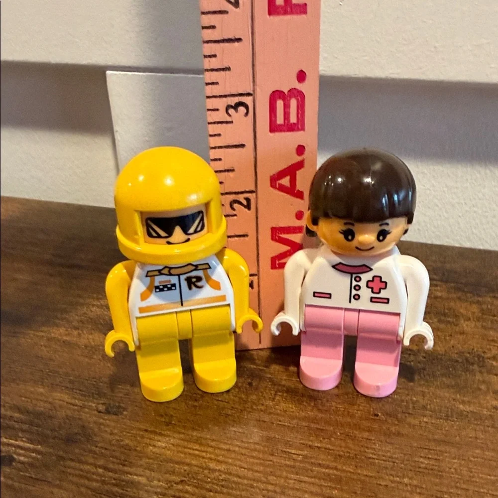 Lego Duplo Mini Figs Figure Kids Toy Figures Set - Yellow and pink